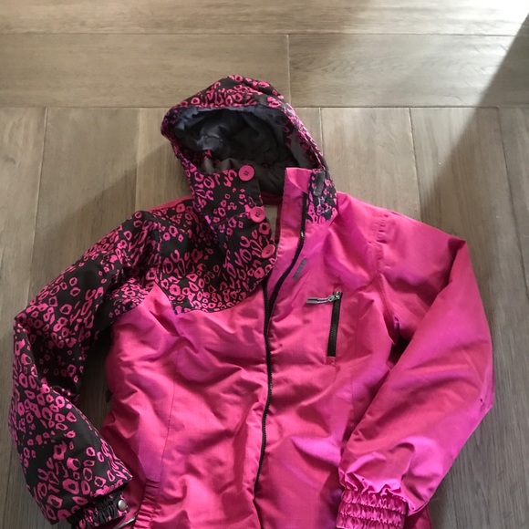 EUC FIREFLY YOUTH HOT PINK with leopard detail. - Picture 1 of 3